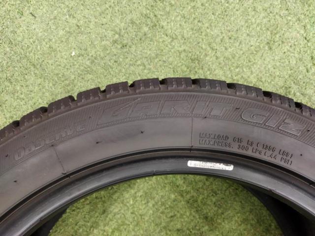 [スタッドレスタイヤ4本] TOYO OBSERVE GARIT GIZ 215/50R17 2023年モデル
