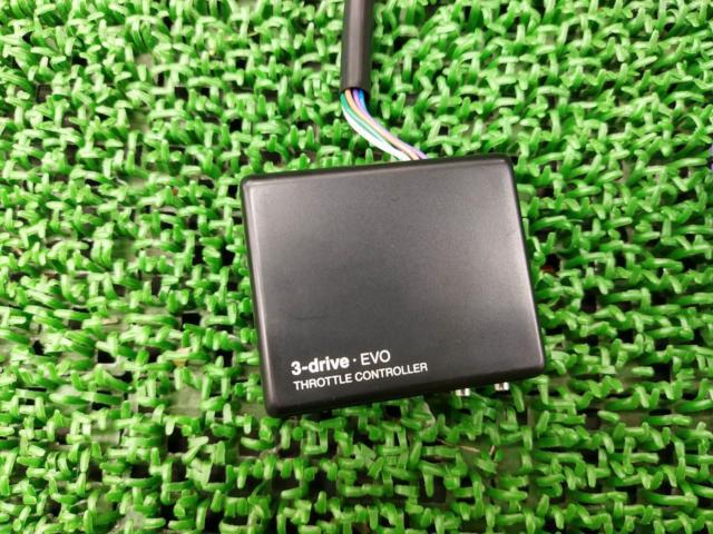 Pivot
3-drive
EVO
3DE
+
TH-11A
Cable