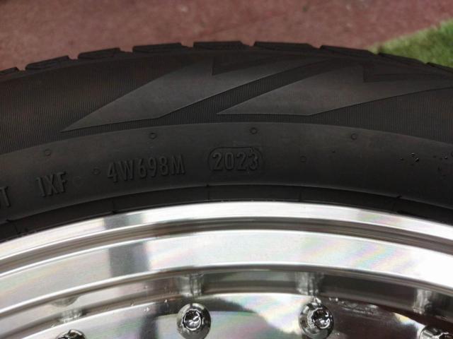 ☆8月お買い得品☆(別住所倉庫保管ご来店の際は事前にご連絡下さい)STEINER FTX+PIRELLI ICE ZERO  ASIMMETRICO