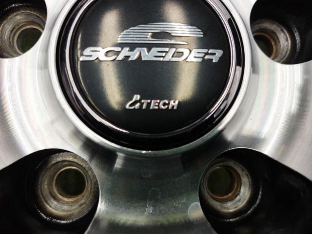 [114.3-5H] 【タイヤラベル付きセット!】 SCHNEIDER 10本スポーク + KENDA KENETICA ECO KR203 225/45R18 2026年モデル