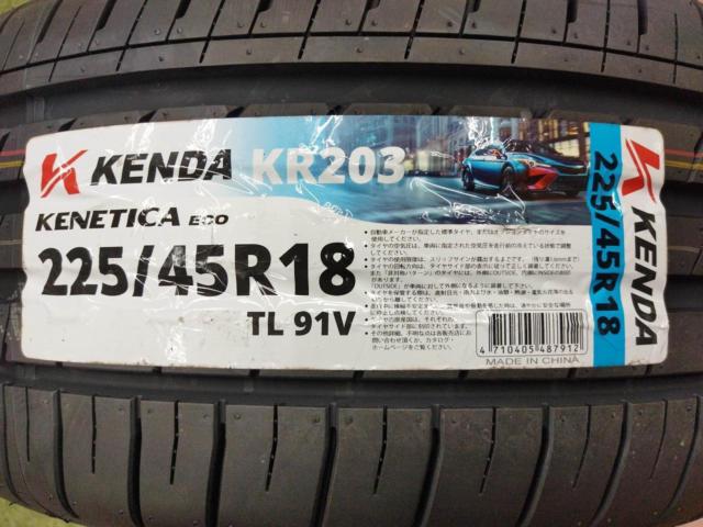 [114.3-5H] 【タイヤラベル付きセット!】 SCHNEIDER 10本スポーク + KENDA KENETICA ECO KR203 225/45R18 2026年モデル