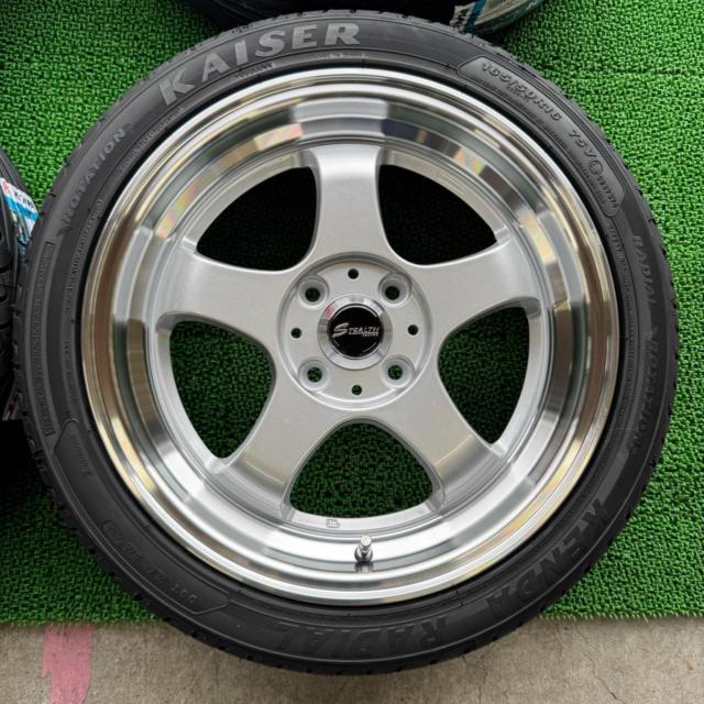 August Bargain [Lightweight 16-inch car / Unused set!]
REDLINEcrafts
STEALTH
Racing
K36
+
KENDA
KAISER
KR 20