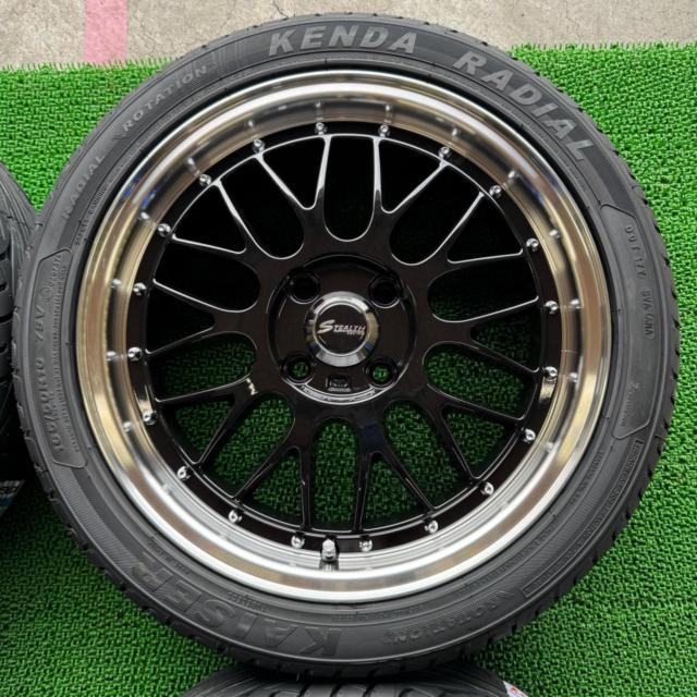 August Bargain [Lightweight 16-inch car / Unused set!]
REDLINEcrafts
STEALTH
Racing
PROGRESS
ME02
+
KENDA
KAISER
KR 20