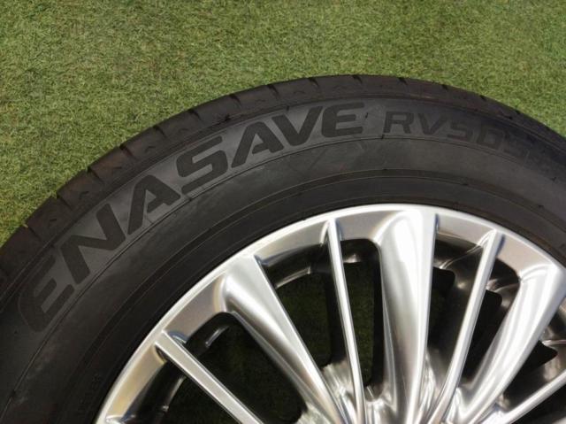 August bargains!!
Toyota original (TOYOTA)
Alphard & Velfire / Series 30
S(SR)&V(ZR)
Late genuine
+
DUNLOP (Dunlop)
ENASAVE
RV505