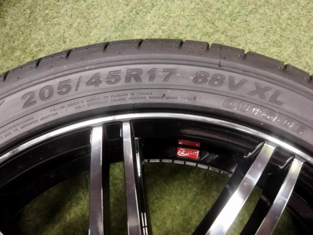 August Bargain Items [114.3-5H]
Set includes tire labels!
LEONIS
GREILA
+
KENDA
KENETICA
ECO
KR 203
205 / 45R17
2026 model