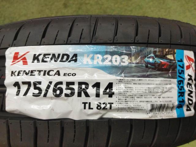 [Compact 14]
Set includes tire labels!
MANARAY
SPORT
EUROSPEED
+
KENDA
KENETICA
ECO
KR 203
175 / 65R14
2026 model