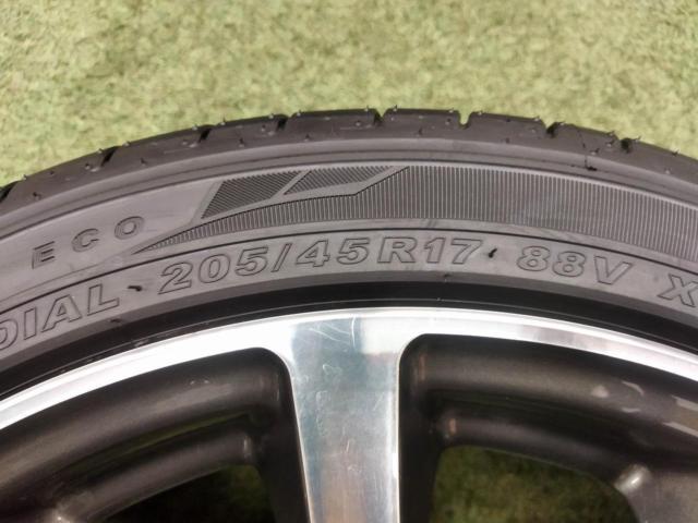 August Bargains [100-5H]
Set includes tire labels!
TRD
ALUMINUM
WHEEL
TF4
+
KENDA
KENETICA
ECO
KR 203
205 / 45R17