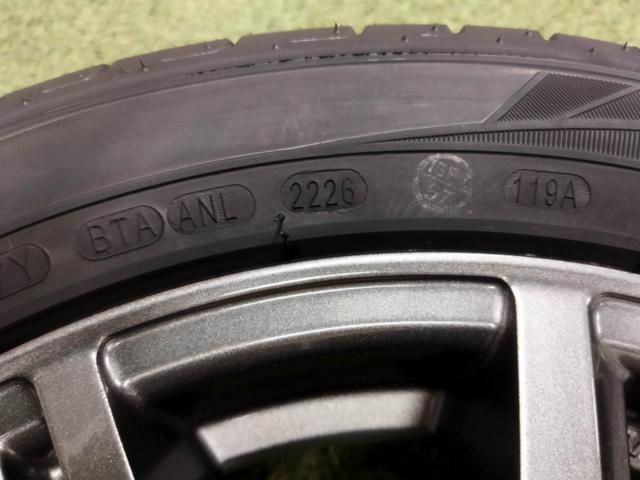 new tires set 
BRIDGESTONE (Bridgestone)
BALMINUM (Barumina)
Spoke wheels
+
KENDA (Kenda)
KR 203