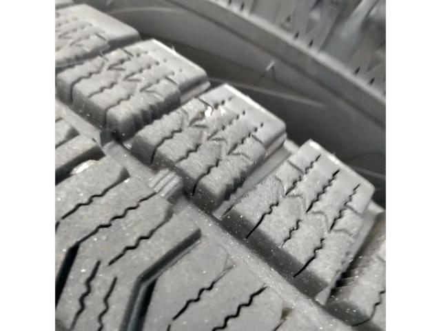 BRIDGESTONE BLIZZAK VRX2