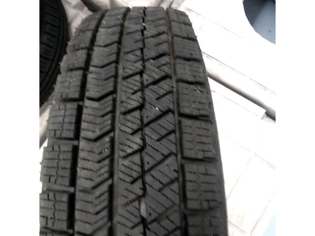 BRIDGESTONE BLIZZAK
VRX2