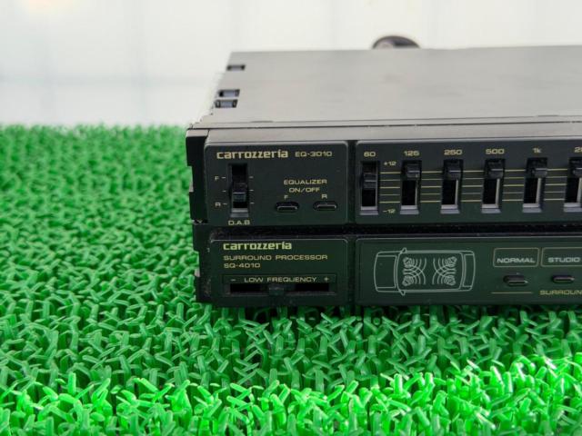 Vintage Carrozzeria graphic equalizer [EQ-3010]
+
Digital Delay Surround Processor [SQ-4010]
