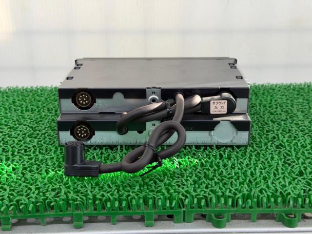 Vintage Carrozzeria graphic equalizer [EQ-3010]
+
Digital Delay Surround Processor [SQ-4010]