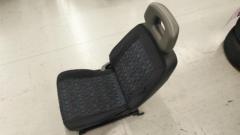 Driver's side/RH/Right side SUZUKI genuine part
Reclining seat