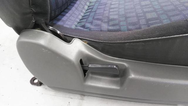 Driver's side/RH/Right side SUZUKI genuine part
Reclining seat