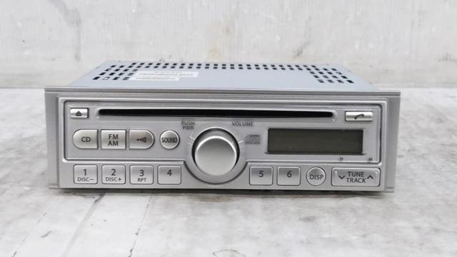 Suzuki genuine
39101-72J5X-CYY
Genuine CD tuner