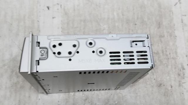 Suzuki genuine
39101-72J5X-CYY
Genuine CD tuner