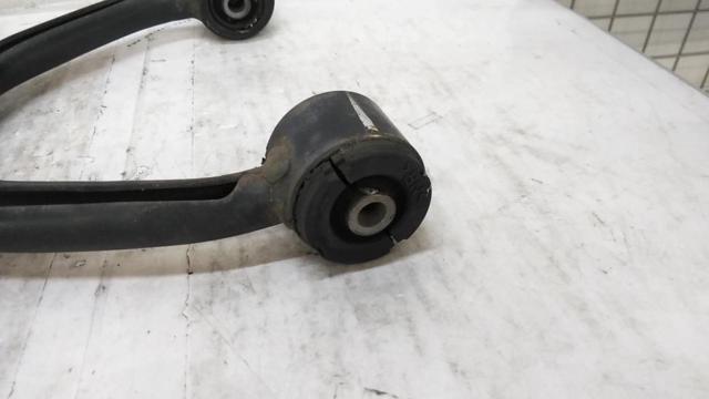 2-split Toyota genuine
Front upper arm