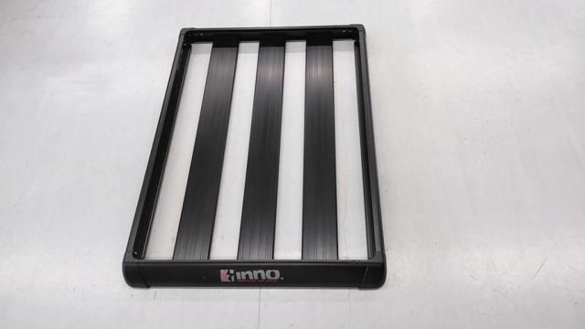 Daihatsu genuine
INNO
Genuine option
Shaper 80
Roof rack
08300-K2009