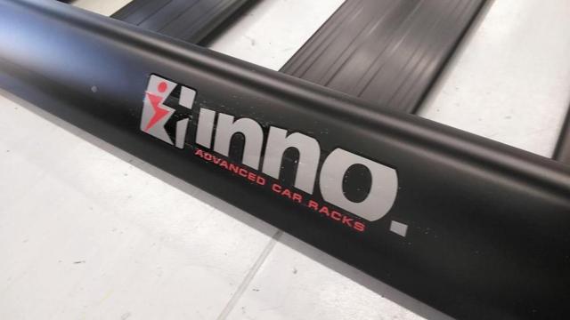 Daihatsu genuine
INNO
Genuine option
Shaper 80
Roof rack
08300-K2009