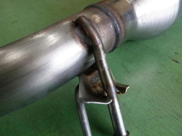 Toyota genuine
Rear muffler