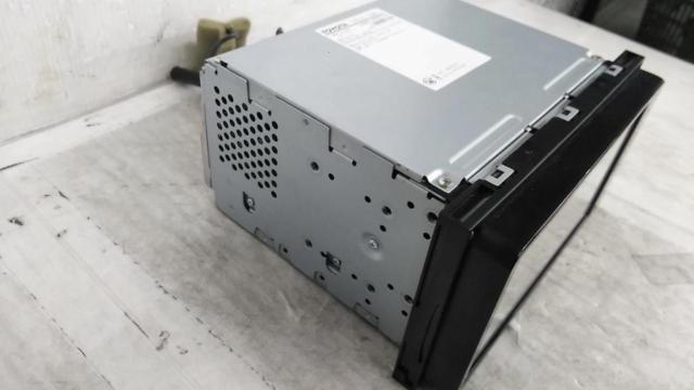 トヨタ純正 NSZT-W64