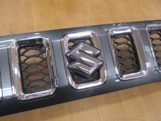 SUZUKI ジムニーノマド/JC74W 純正グリル