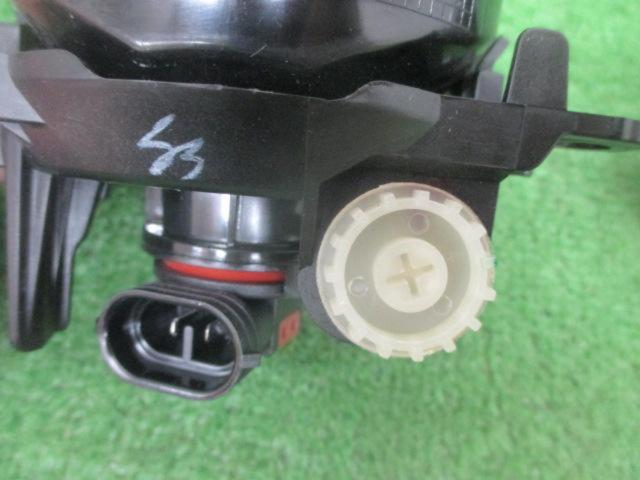 SUZUKI ジムニーノマド/JC74W 純正フォグレンズ