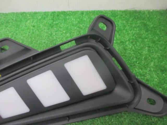 メーカー不明 LEDデイライト