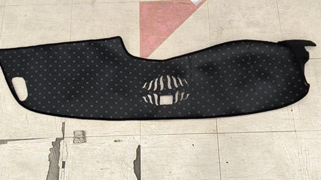 メーカー不明 ZR-V ダッシュボードマット