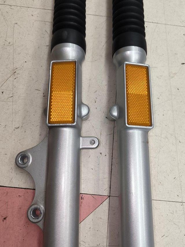 【YAMAHA】YB125SP 純正フォーク