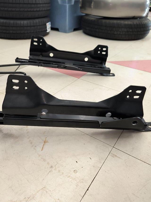 RECARO
Roadster
NC
Driver side