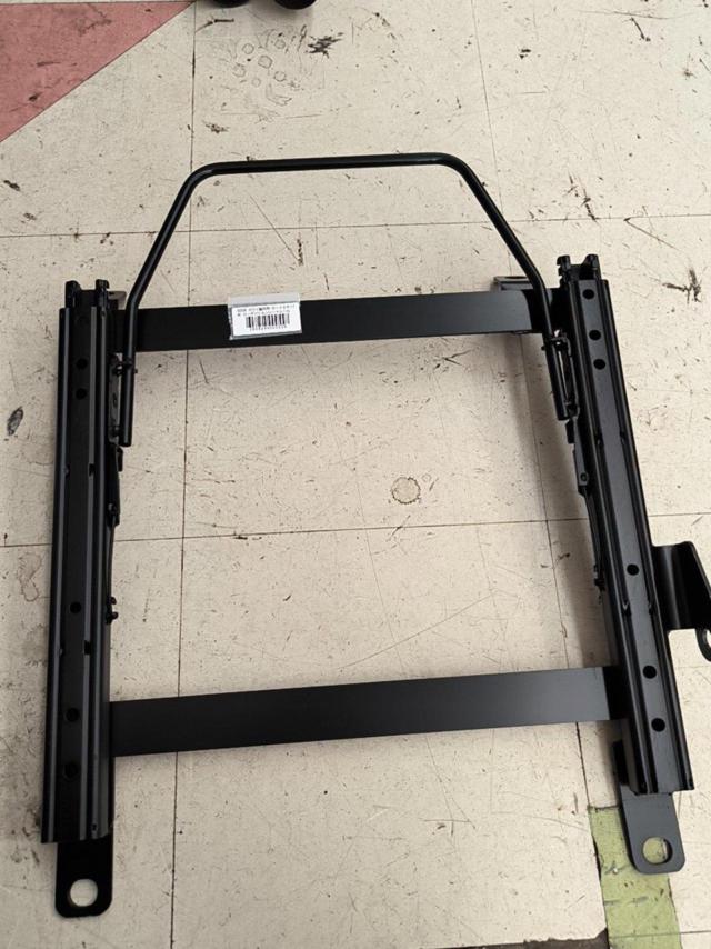 Kawai Works
Roadster / NC
Low position seat rail