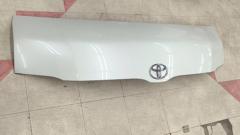 【トヨタ純正】200系ハイエース/7型/ワイド 純正ボンネット