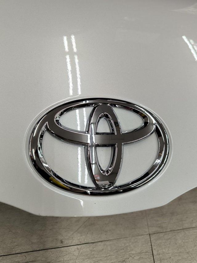 【トヨタ純正】200系ハイエース/7型/ワイド 純正ボンネット