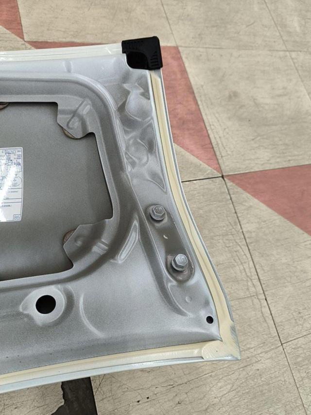 【トヨタ純正】200系ハイエース/7型/ワイド 純正ボンネット