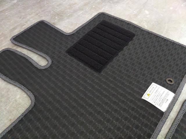 メーカー不明 フロアマット ワゴンR【MH35/55/85/95S】