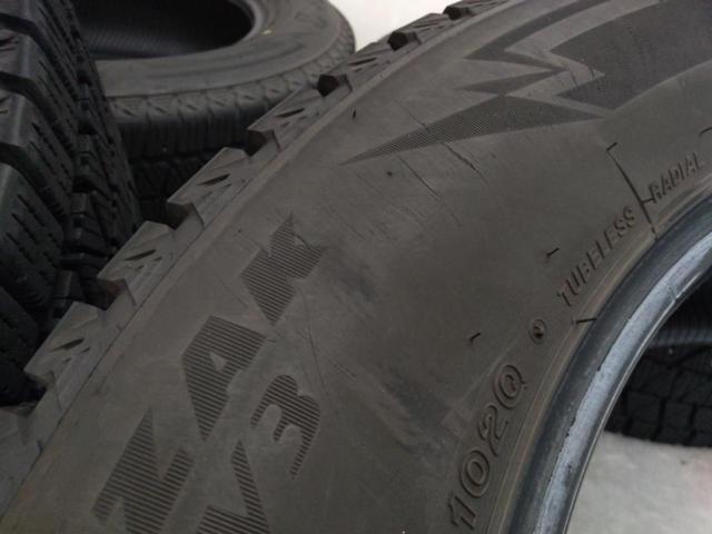 BRIDGESTONE(ブリヂストン) BLIZZAK DM-V3 225/65R17 102Q