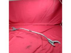 Nissan Genuine Stagea/WGC34
Front tower bar