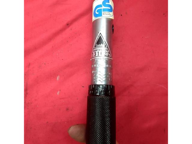 SunAce
Suekage Tool Torque Wrench
21-105