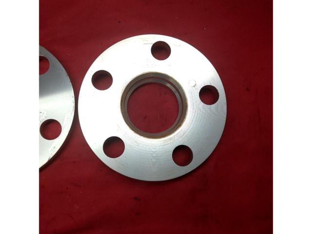 DIGICAM
Toyota-specific wide tread spacers
114.3-5
10 mm
A6061-T6
+
TWLN10
Long nut
Ten