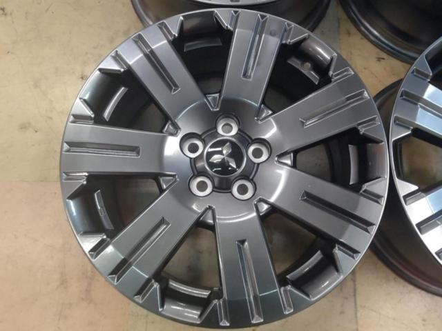 Genuine Mitsubishi parts
Delica D: 5
Jasper
Late version
Wheel