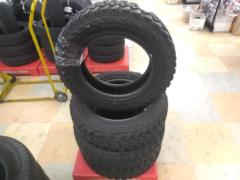 YOKOHAMA
GEOLANDAR
M / T
G003
175 / 80R16
91S