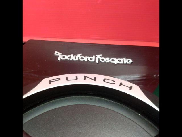 定価 税込53,900円(税抜49,000円)  【Rockford】 8inch(20cm)チューンナップサブウーファー(アンプ内蔵) JPS-100-8