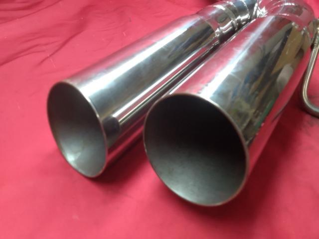 Wakeari
Junk
One-off items
BMW
Used with X1/DBA-VL20
Lotus cut dual muffler
Rear piece only