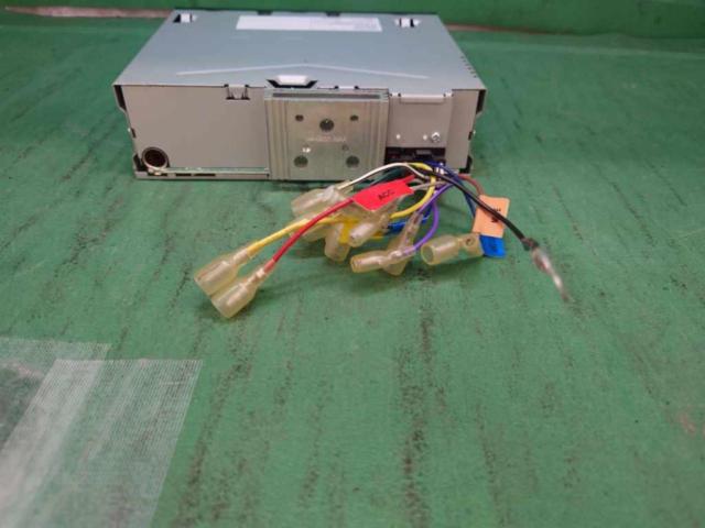 KENWOODU330L
1 DIN audio deck