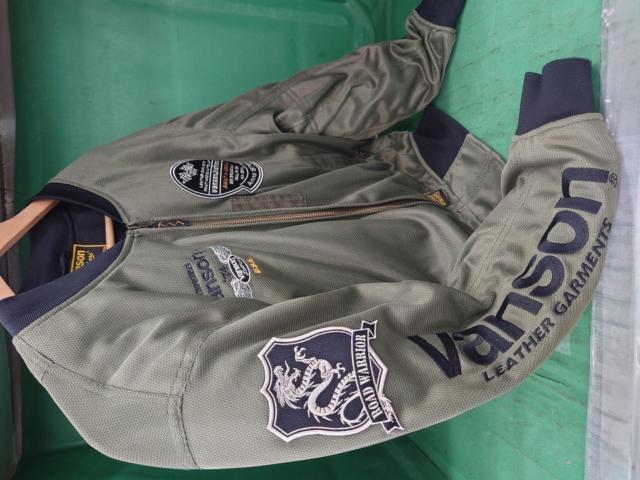 Vanson [VS578RS-S2501-MA-1] MA-1 Mesh Jacket
L size
2 limited edition model