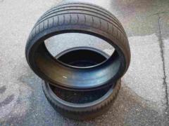 【ACCELER】PHI 235/30R21