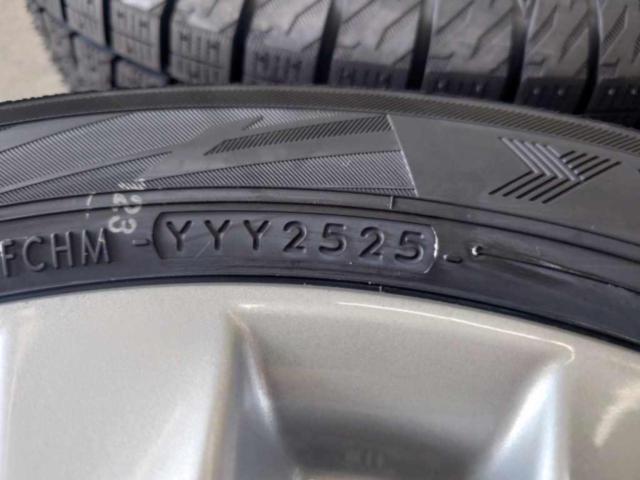 Mitsubishi genuine (MITSUBISHI)
Delica D: 2
Original wheel
+
YOKOHAMA (Yokohama)
iceGUARD
iG70
165 / 60R15
77Q
4 pieces set
