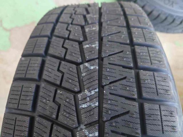 HORPER
10-spoke
+
YOKOHAMA (Yokohama)
iceGUARD
iG70
215 / 60R17
96Q
4 pieces set