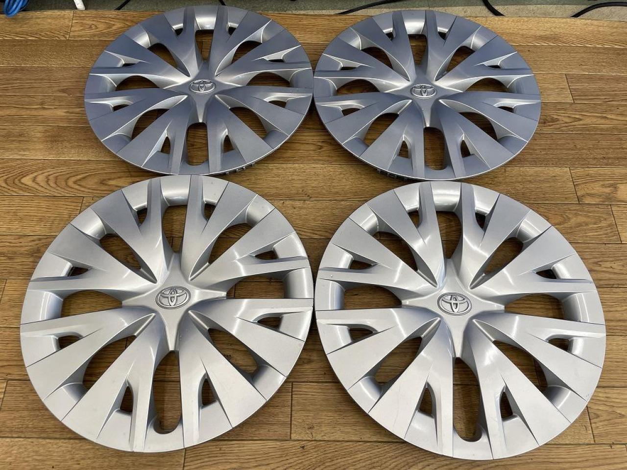 Toyota
Yaris
Genuine
Wheel cap
4 sheets set